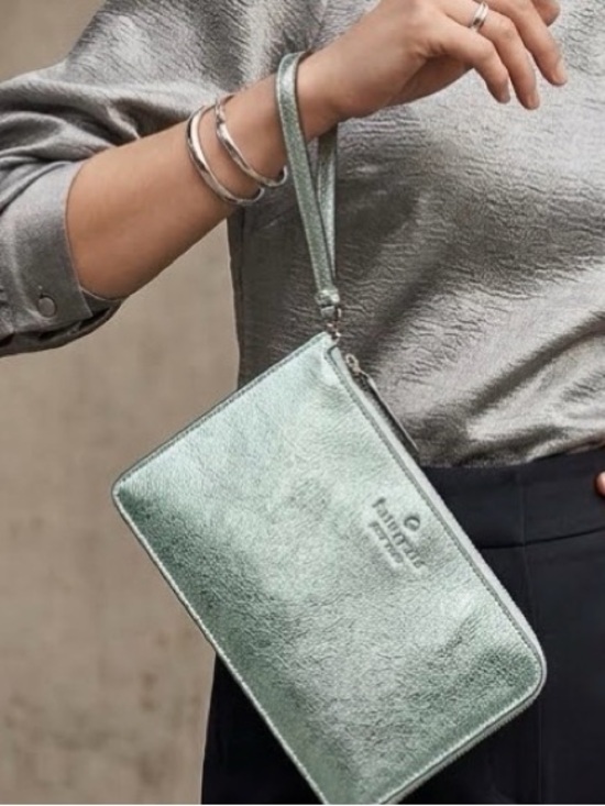 kate spade Handbags - kate spade Metallic Mint Wristlet Clutch in Pale Green-Silver NWOT
